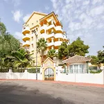 Recently Refurbished 2Br Flat Pool In Puerto Banus