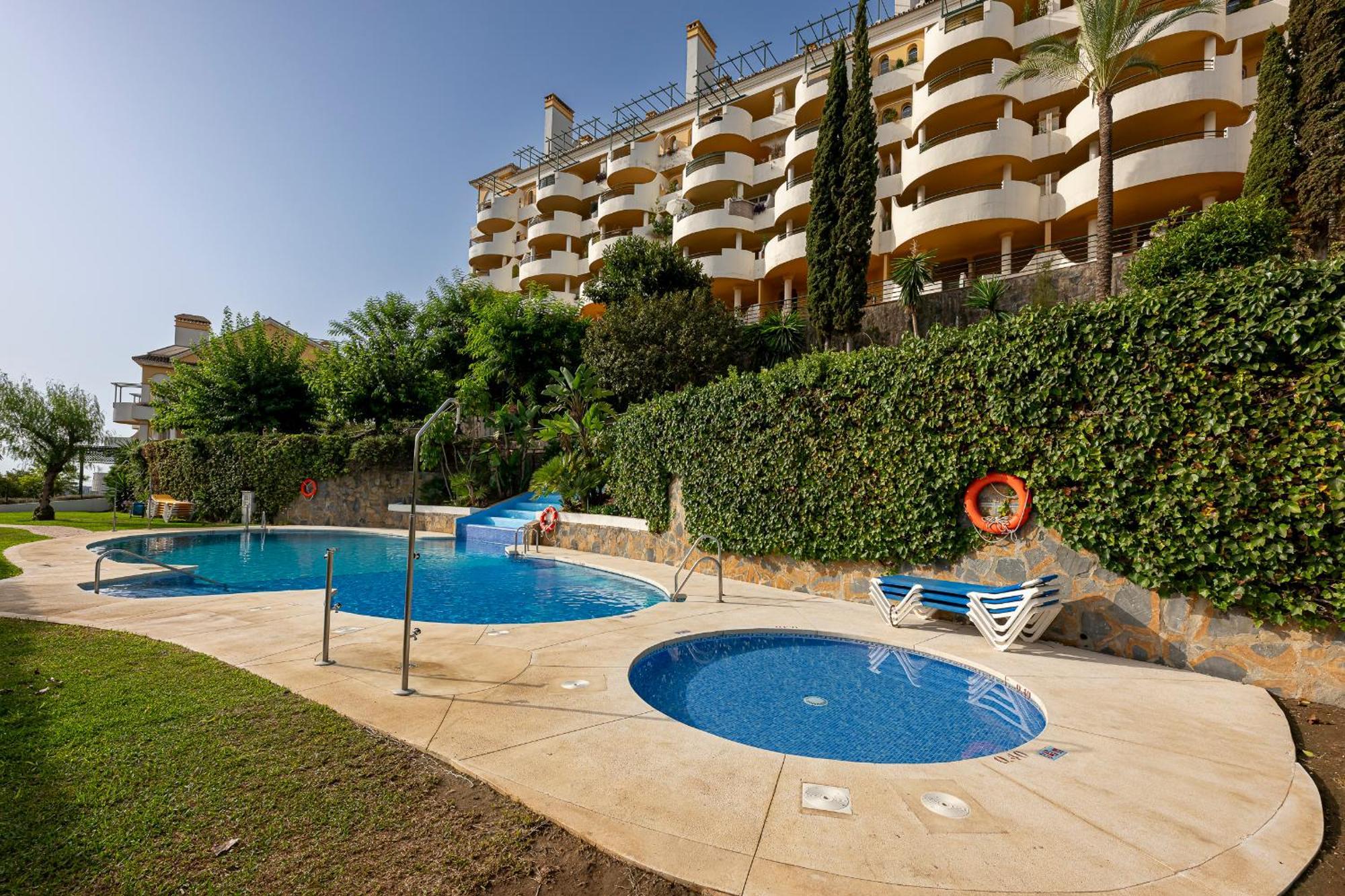 Appartamento Recently Refurbished 2br Flat Pool In Puerto Banus Marbella