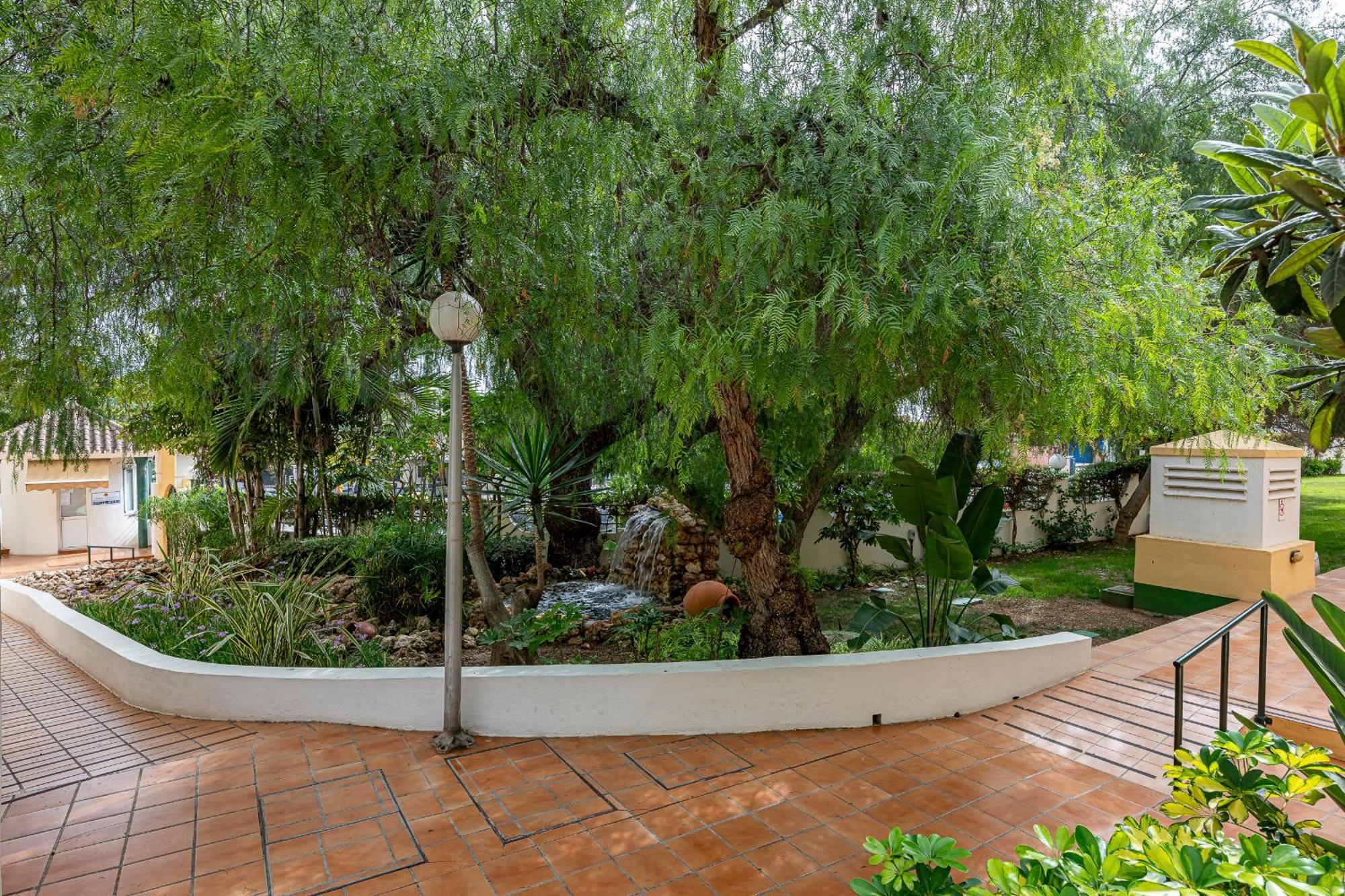 Recently Refurbished 2br Flat Pool In Puerto Banus Apartment